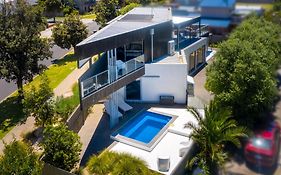The Point - Luxury Beachside Entertainer With Heated Pool